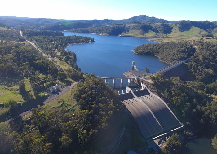Lake Lyell Recreation Park, South Bowenfels - Credit: Seven Valleys Visitor Information Centre Aerial view of Dam Wall at Lake Lyell Recreation Park, South Bowenfels