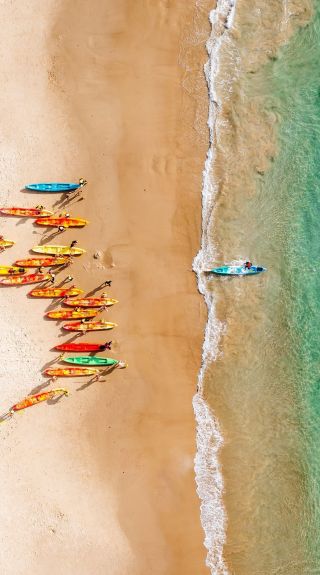 Cape Byron Kayaks guided tour in Cape Byron Marine Park