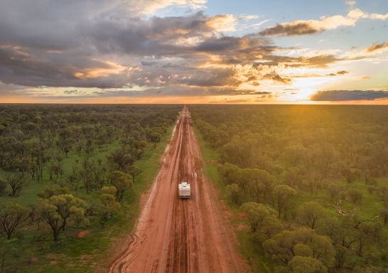 Sun setting over the country landscape between Ivanhoe and Menindee